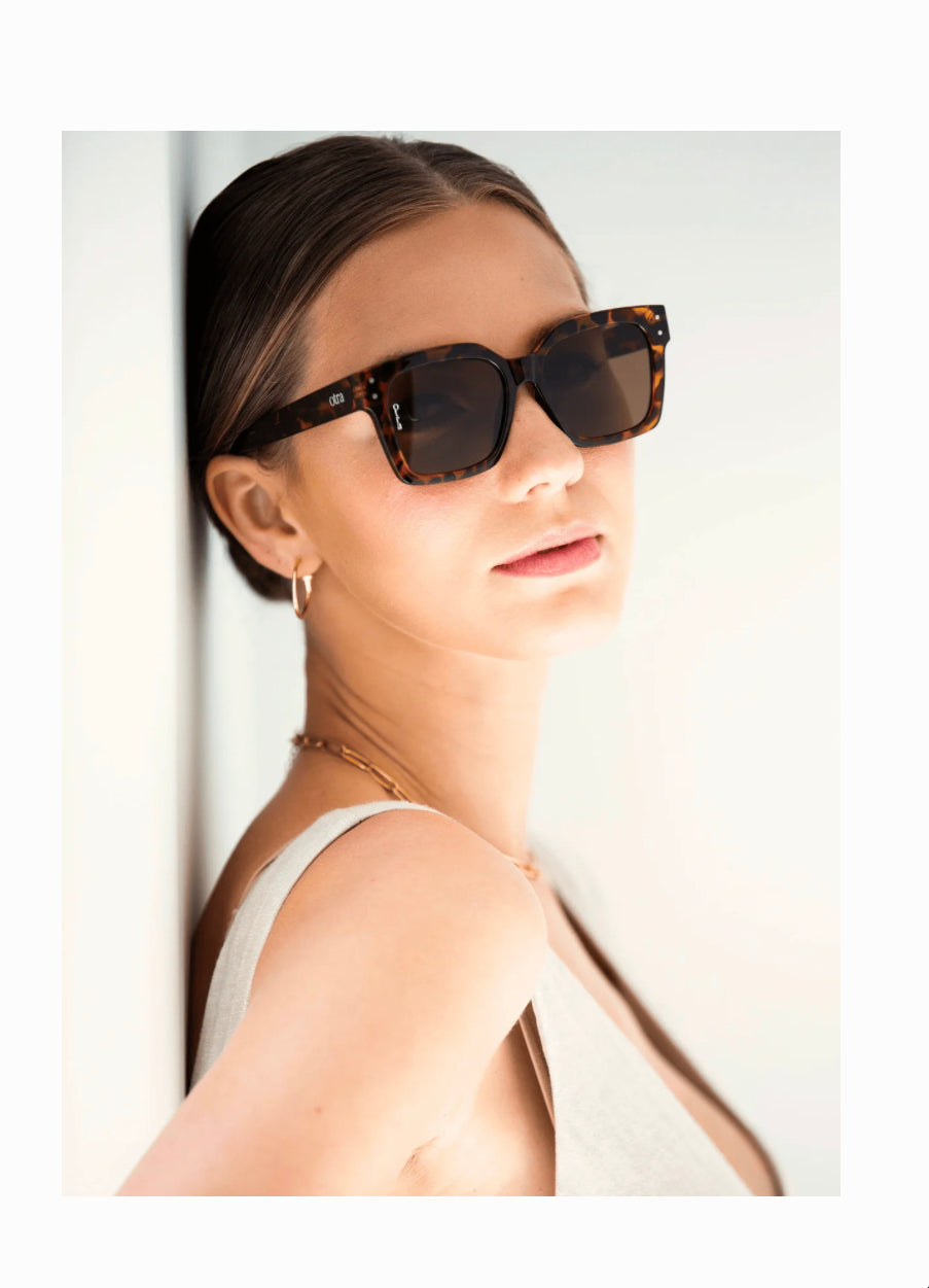 ORA Sunglasses Tort/Brown