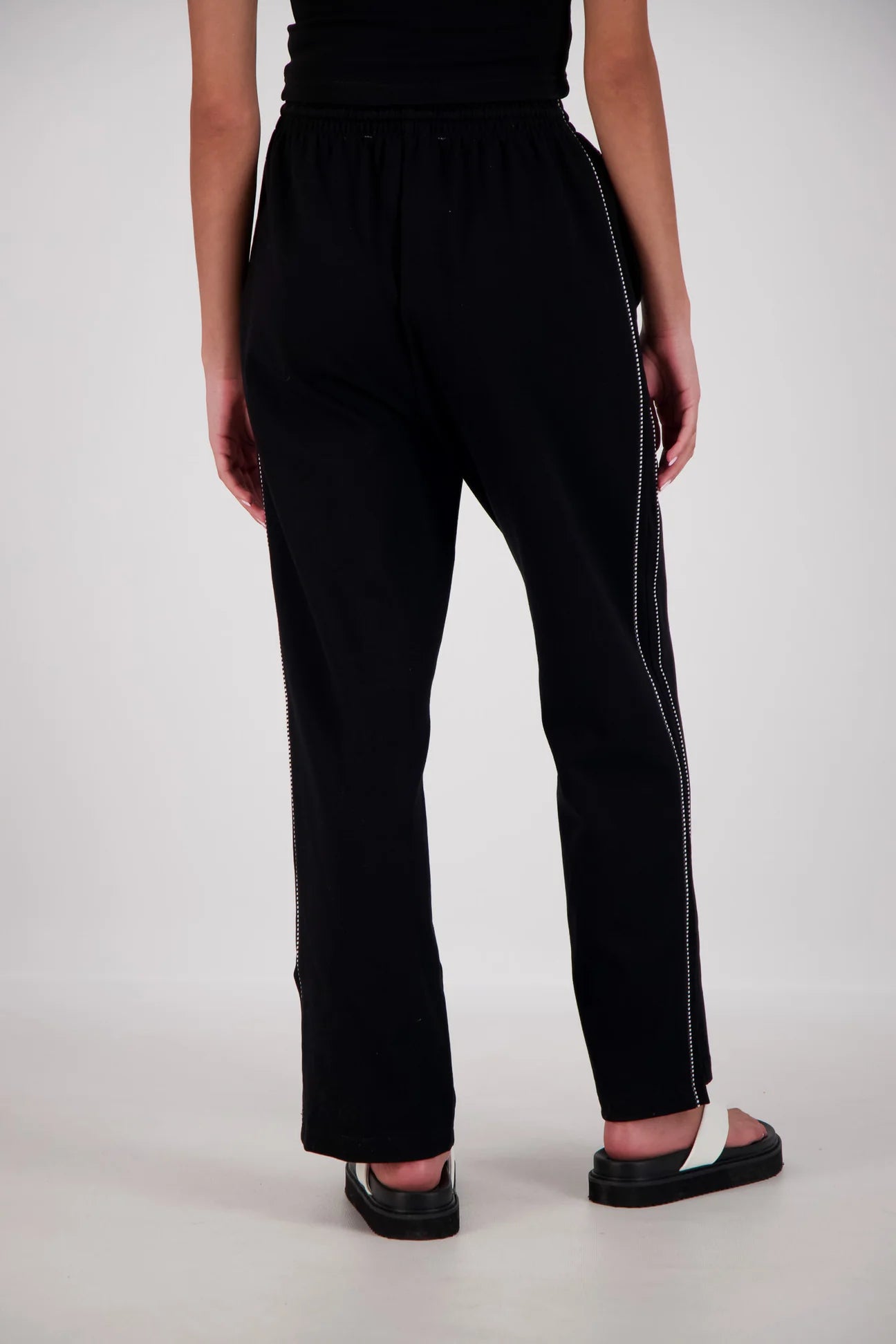 Manarola Trackpant - Black