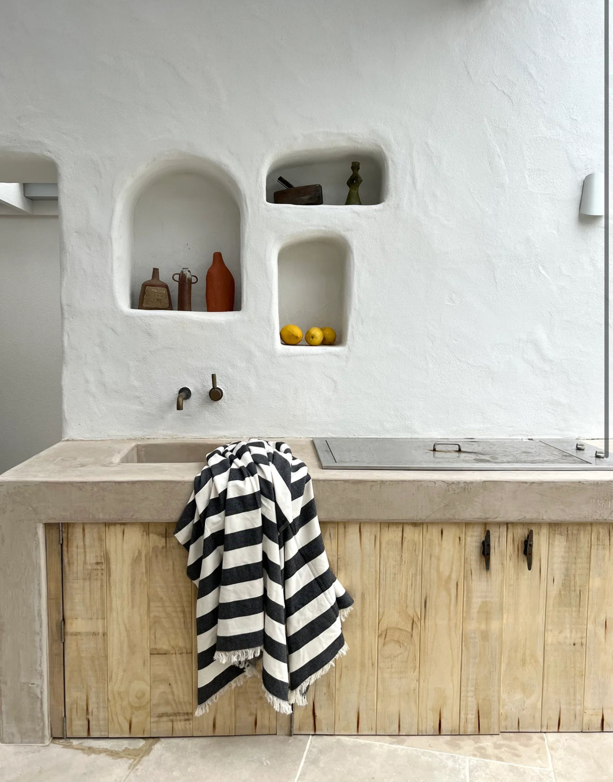 Mykonos XL Turkish Towel Black and White Orchid & Lily Boutique