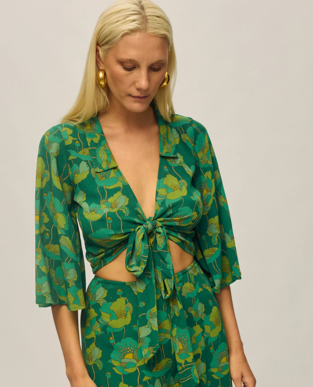 Dazie Wrap Top - Evergreen